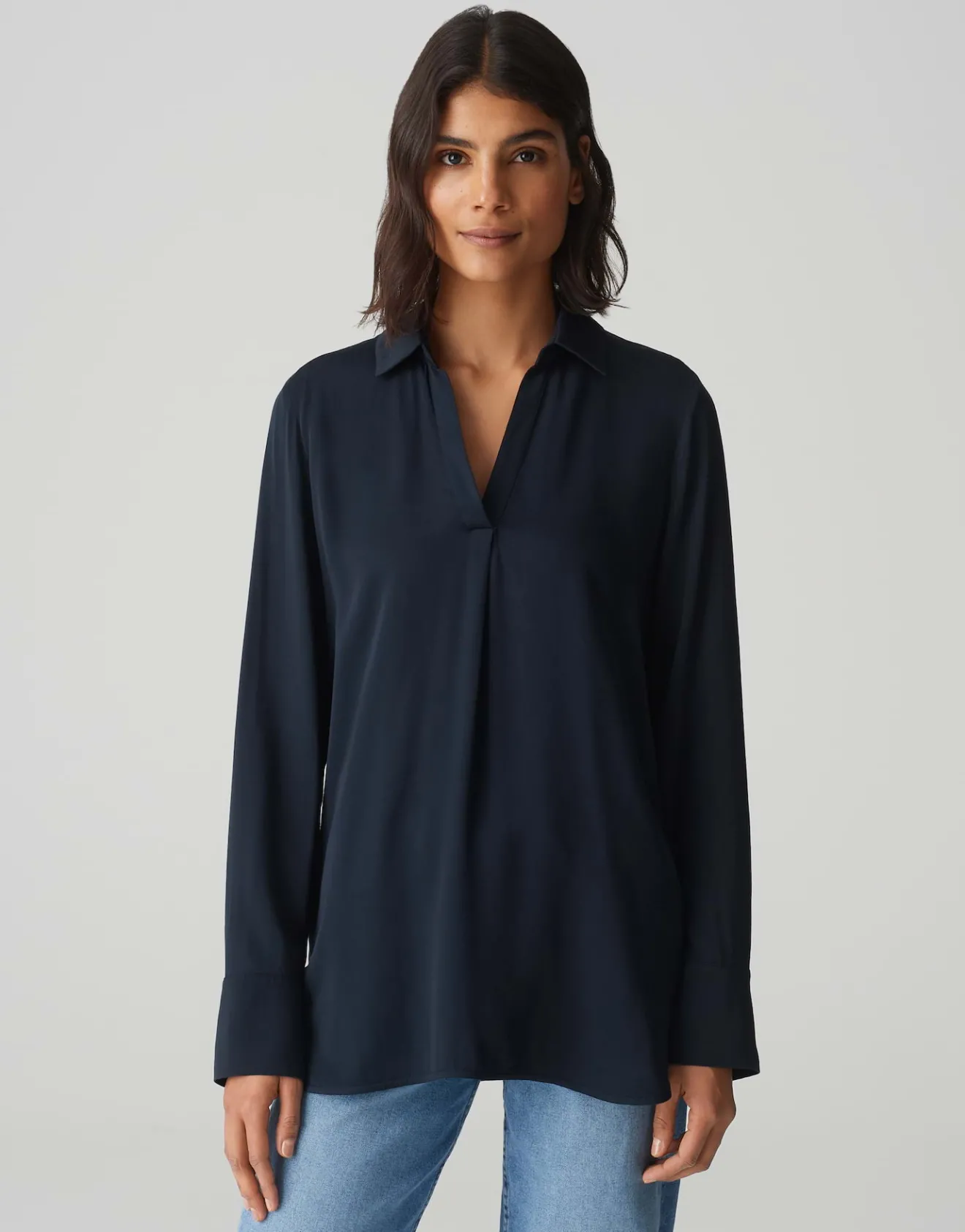 Hot Basicbluse FANGI Regular aus fließender Viskose Blusen