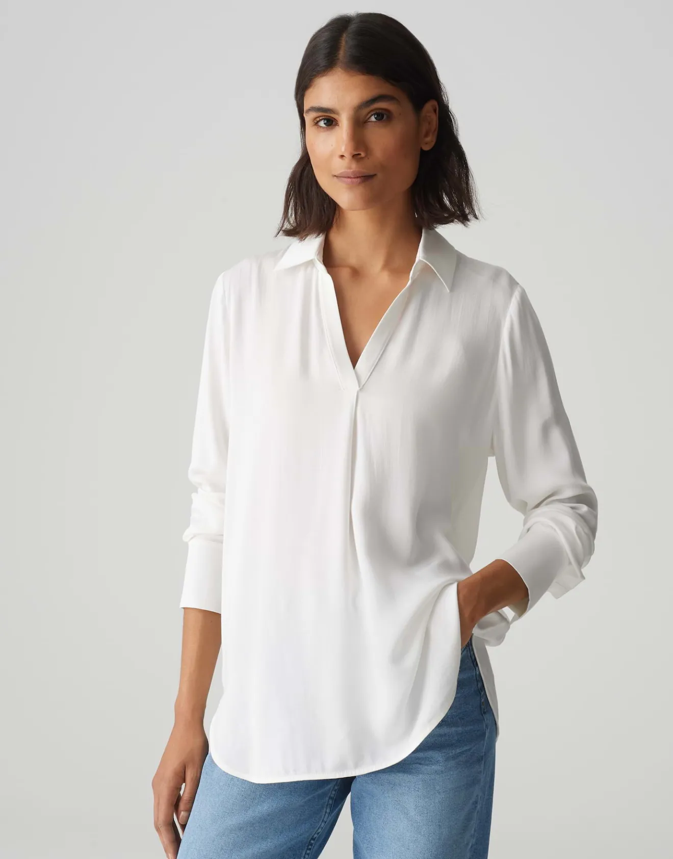 Online Basicbluse FANGI Regular aus fließender Viskose Blusen