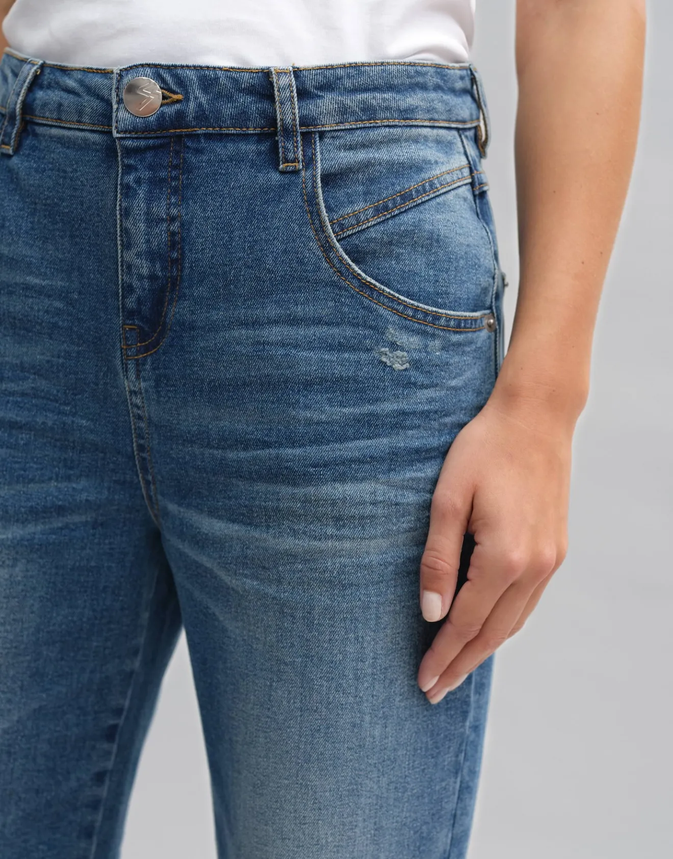 Discount Boyfriend Jeans LANI TWIST Mid Rise aus BCI Cotton Mix Jeans