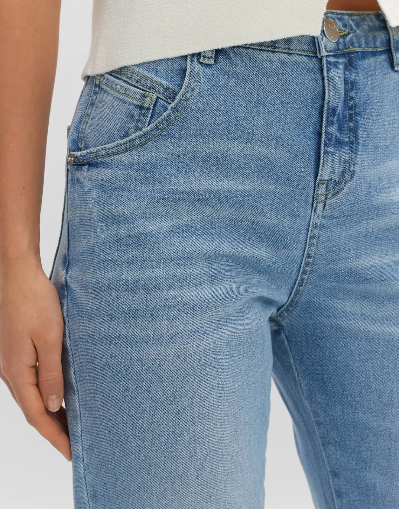 Discount Boyfriend Jeans LANI TWIST Mid Rise aus BCI Cotton Mix Jeans