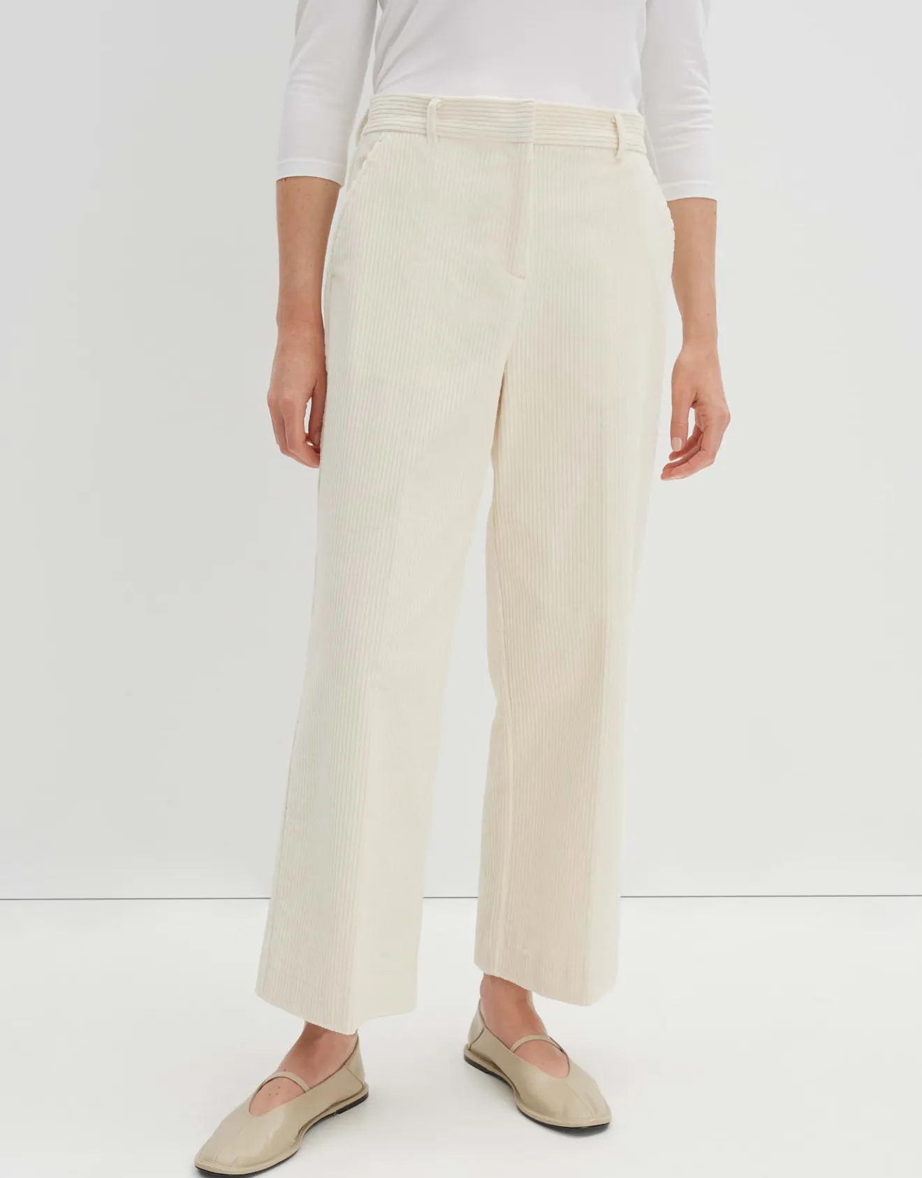 Best Sale Cordhose CISILIA CORDUROY Relaxed mit Bügelfalte Hosen