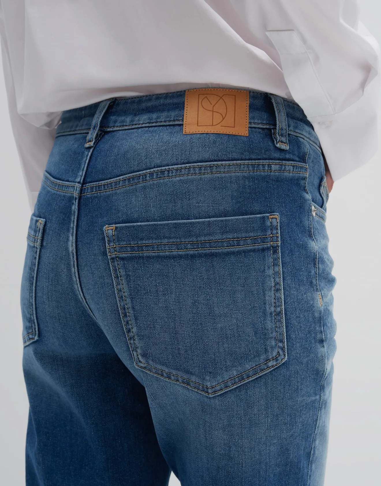 Store Cropped Relaxed Jeans CORAH ICONIC Mid Rise aus nachhaltigem Baumwoll Mix Jeans