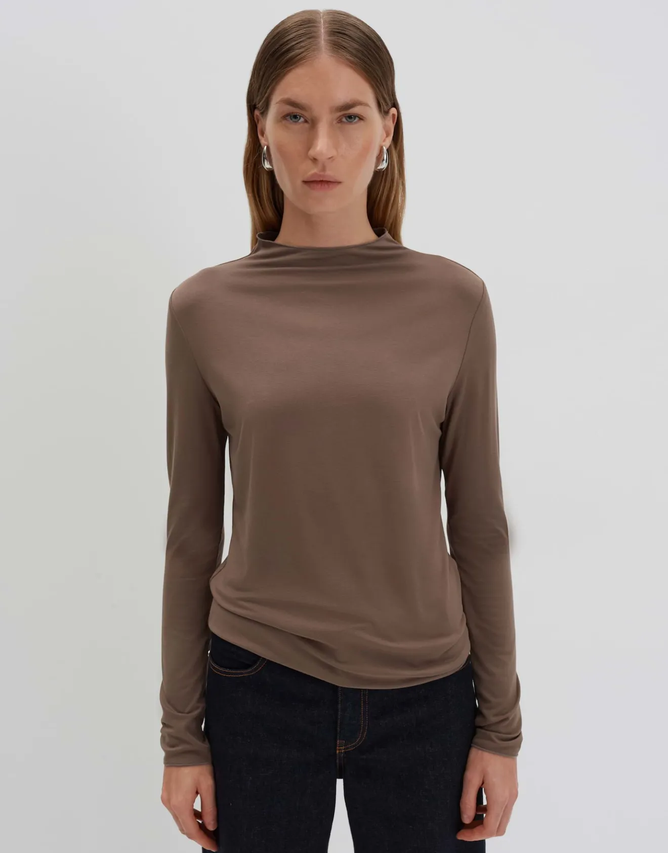 Online Jerseyshirt KARINN Slim aus nachhaltigem Viskose Mix Basics