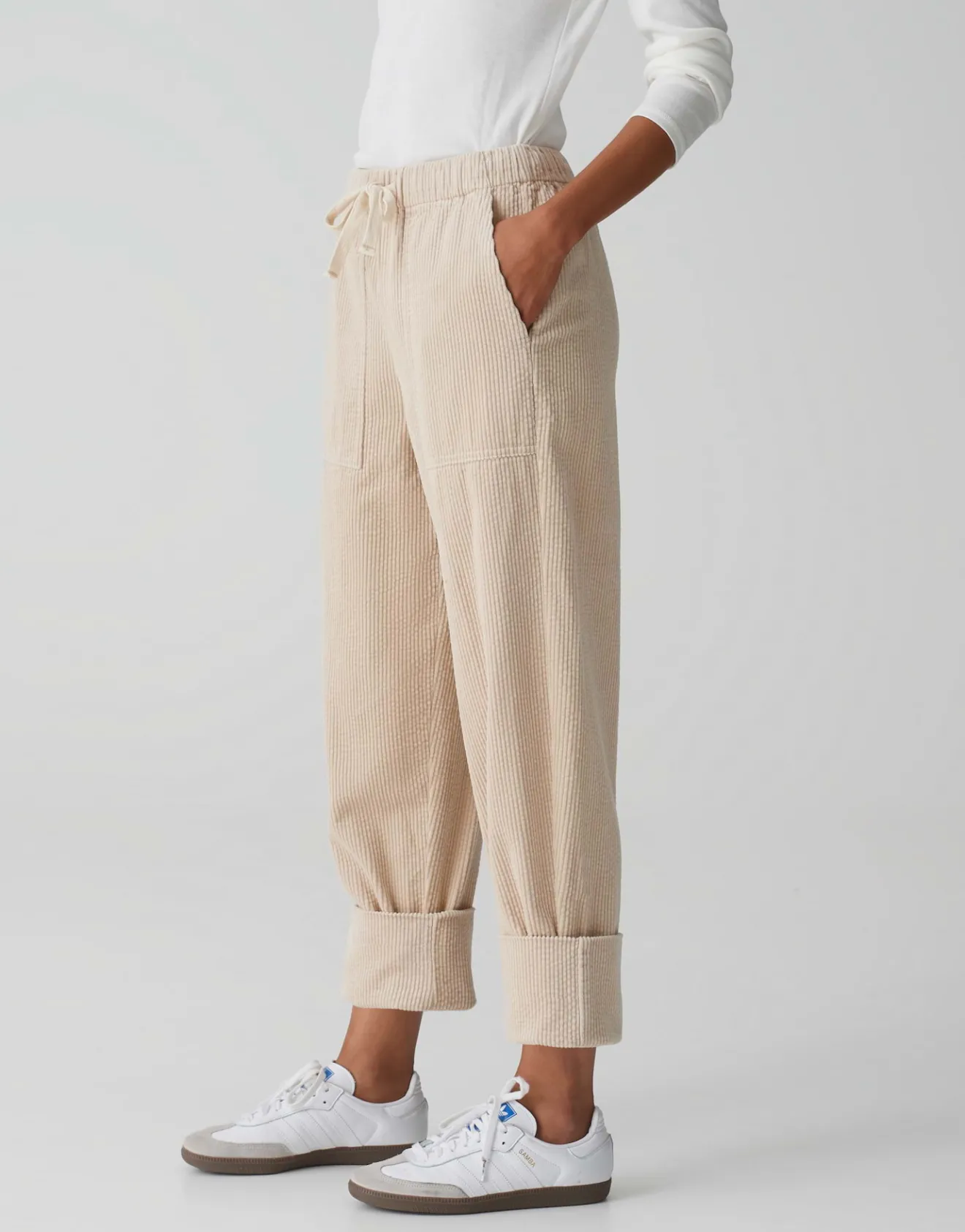 Outlet Jogpants MALPI CARGO Relaxed aus weichem Cord Hosen
