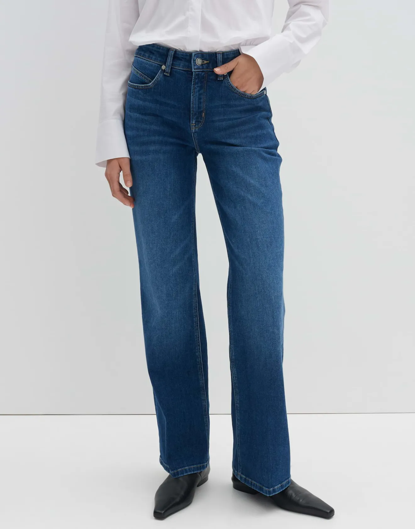Fashion Long Flared Jeans CARIE ICONIC Mid Rise aus nachhaltigem Baumwoll Mix Jeans
