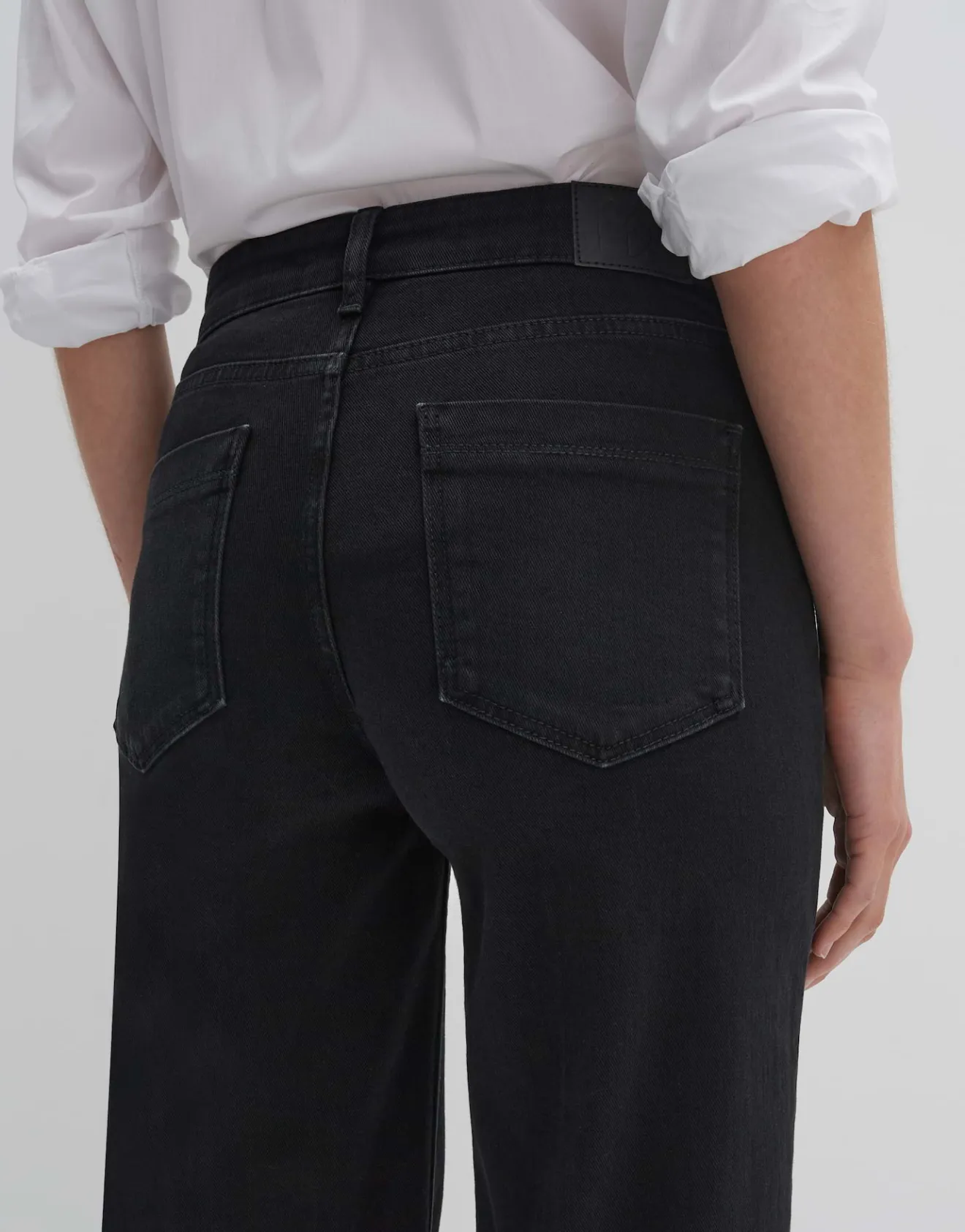 Discount Long Flared Jeans CARIE ICONIC Mid Rise aus nachhaltigem Baumwoll Mix Jeans