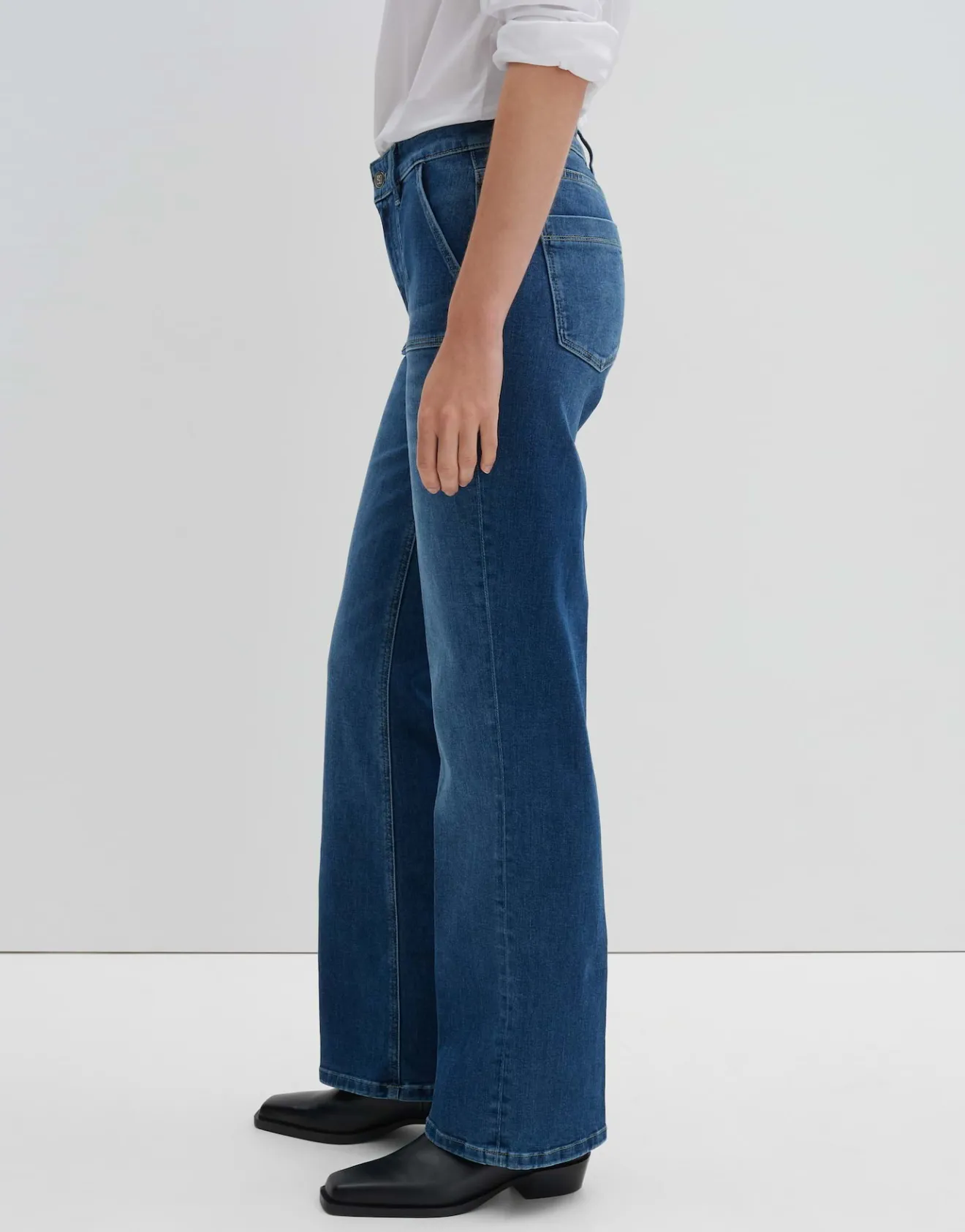 Best Sale Long Flared Jeans CARIE UTILITY Mid Rise aus stretchigem BCI Cotton Mix Jeans