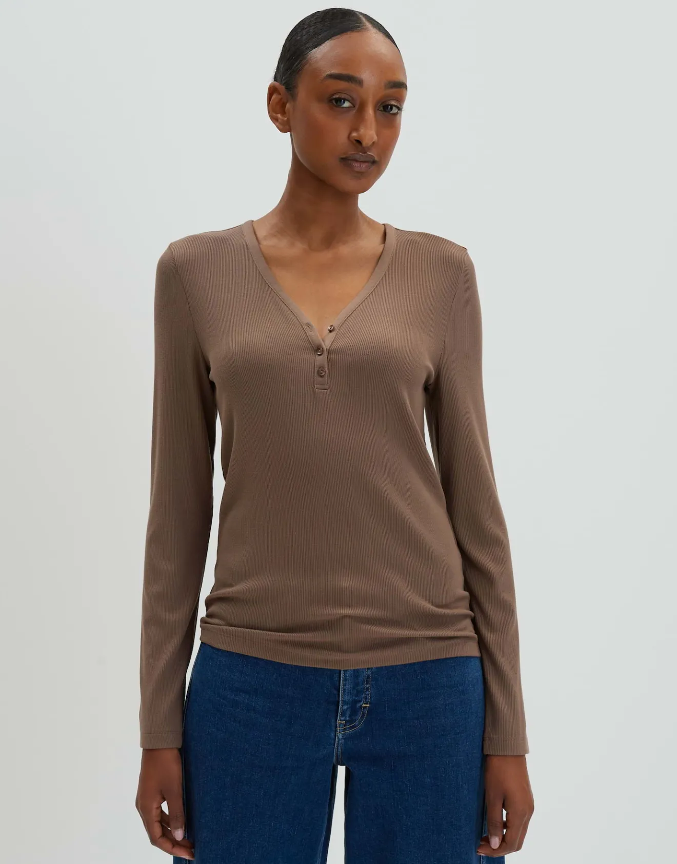 Shop Longsleeve KINOLA Regular aus dezenter Rippstruktur Basics