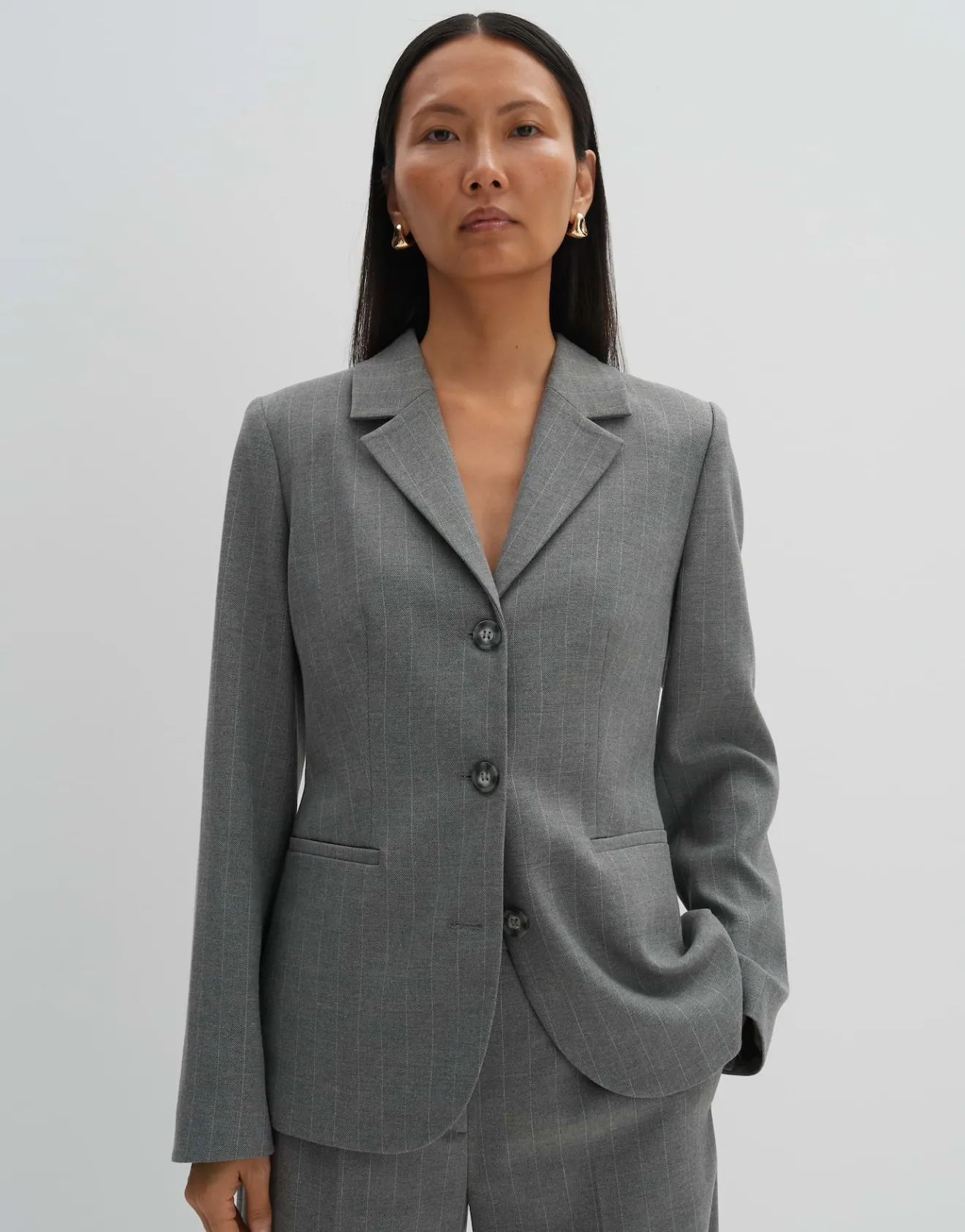 Flash Sale Nadelstreifenblazer NILO Regular aus Viskose Mix Blazer & Westen