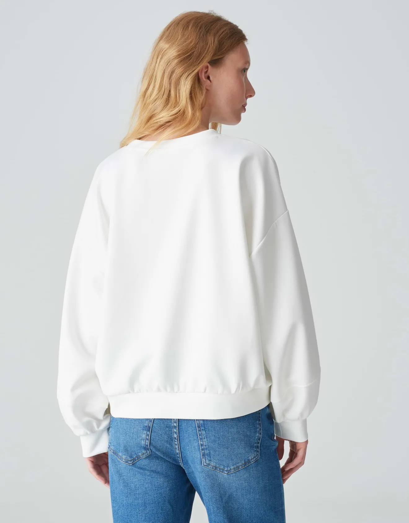 Shop Oversized Sweater GUGI Loose aus softem Viskose Mix Sweat
