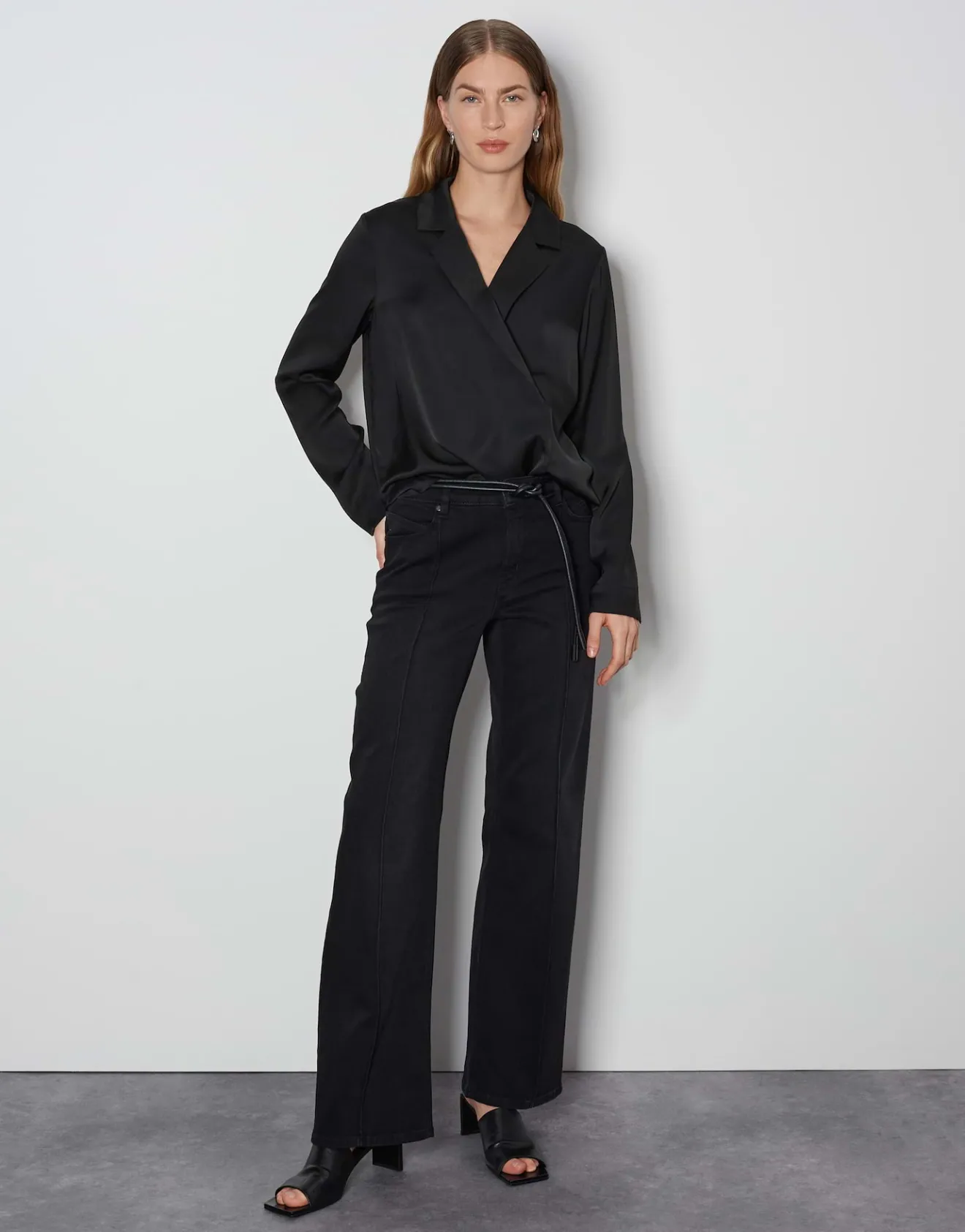 Discount Satinbluse ZARIANA Loose mit Revers Blusen