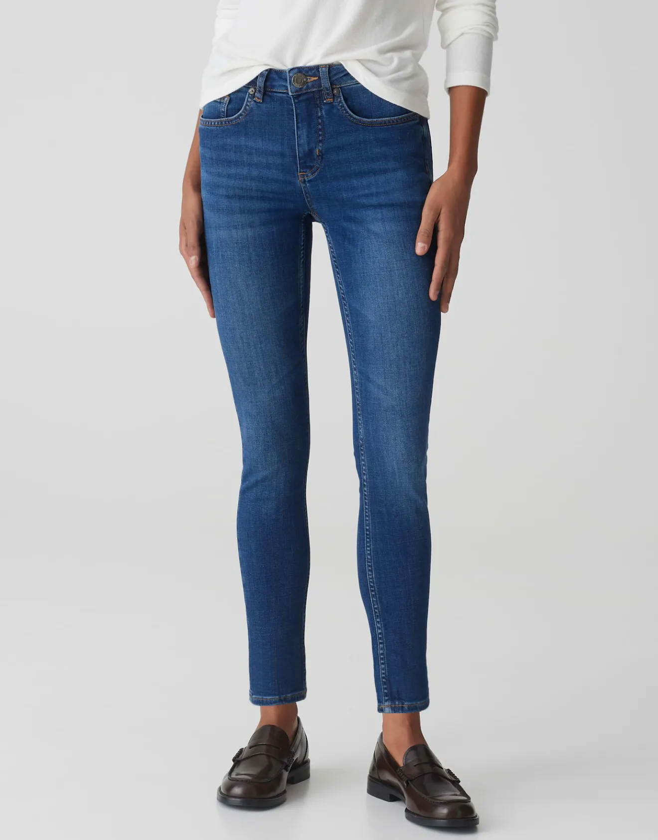 Shop Skinny Jeans ELMA STRONG BLUE Low Rise aus stretchigem BCI Cotton Mix Jeans