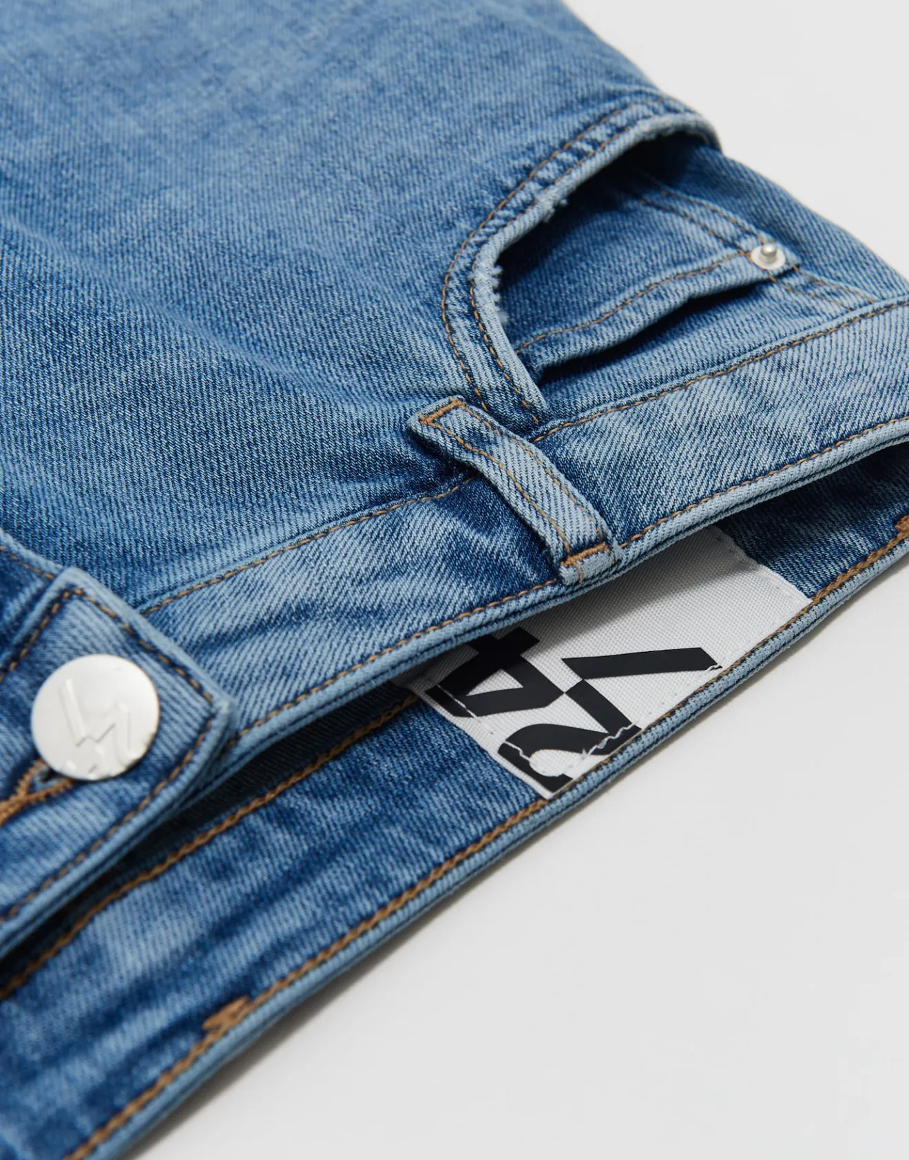 Best Sale Slim Jeans EVITA Mid Rise aus stretchigem BCI Cotton Mix Jeans