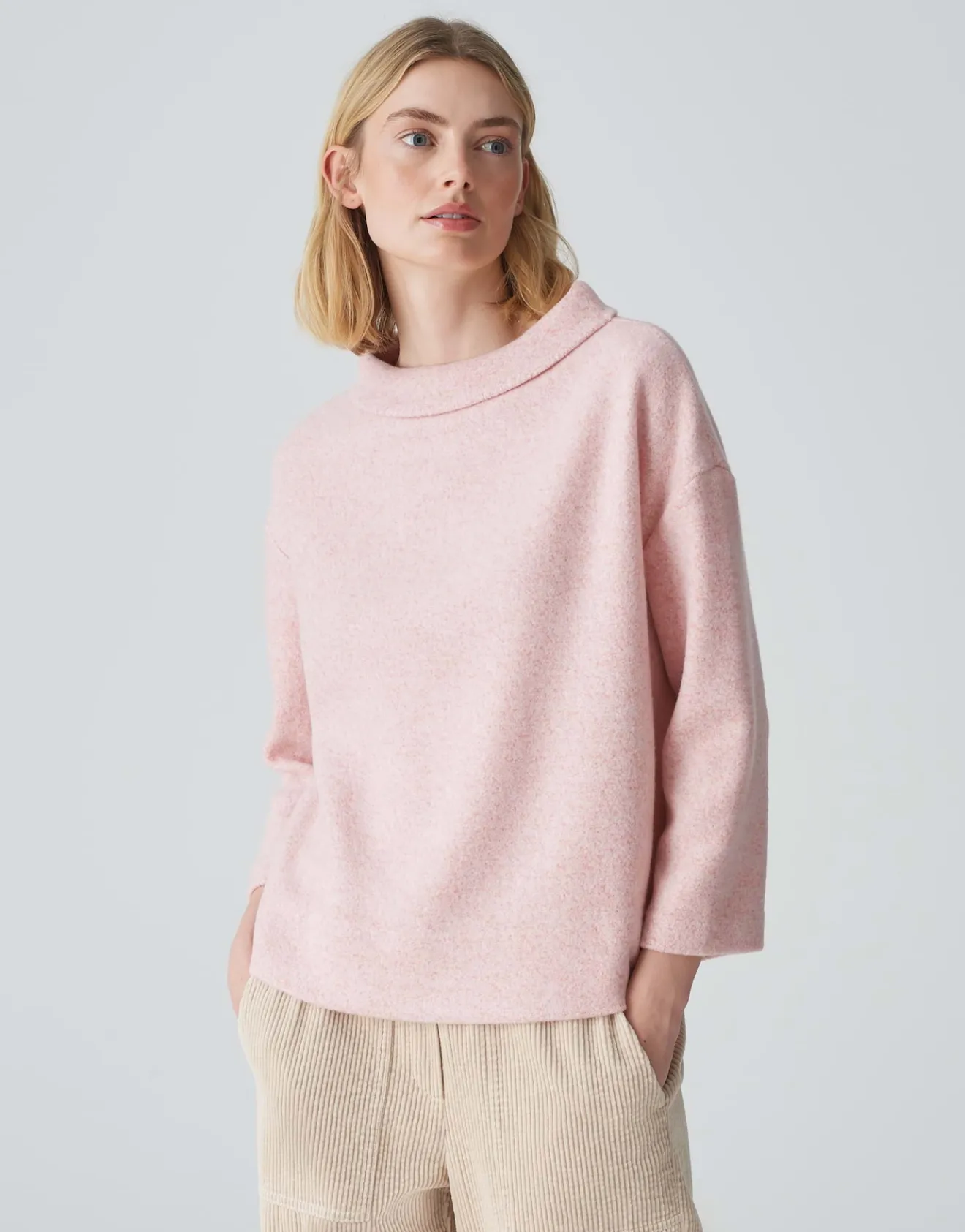 New Sweater GESURLA Loose mit weichem Hand-Feel Sweat
